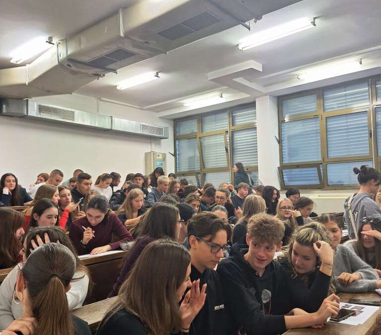 Dvojezični „Francuzi“ obilježili su Europski dan jezika