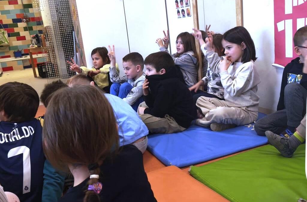 Jeste li danas, čitanjem zagrlili nečije srce?